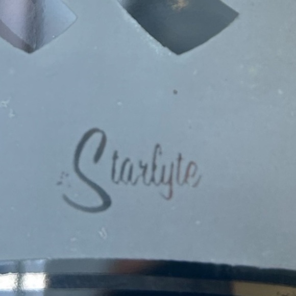 Mid-century Starlyte Chip and Dip Bowls in Silver Leaf - Picture 11 of 13